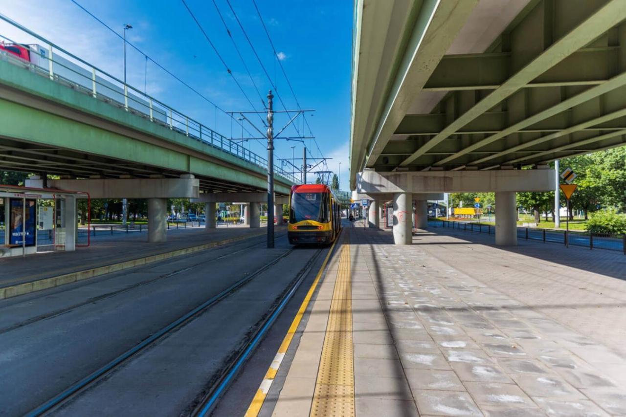 Downtown View 3 60m2+ Free Garage 2km Old Town Metro 9min Tram Căn hộ Warsaw