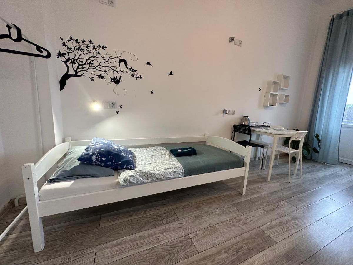 Deja Vu Hostel