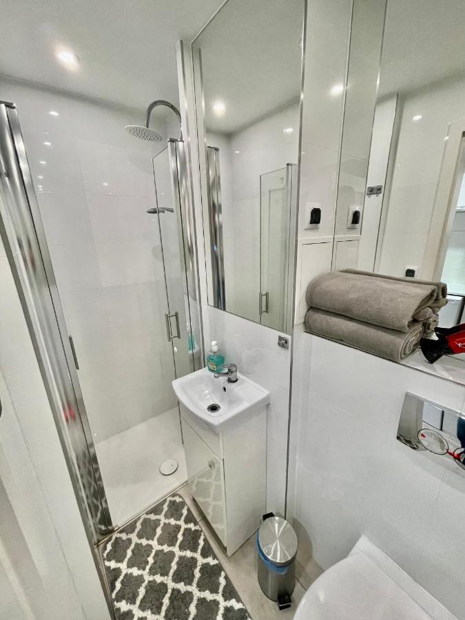 Palace 3 Wifi 65'tv Netflix Hbo Applettv Căn hộ Warsaw