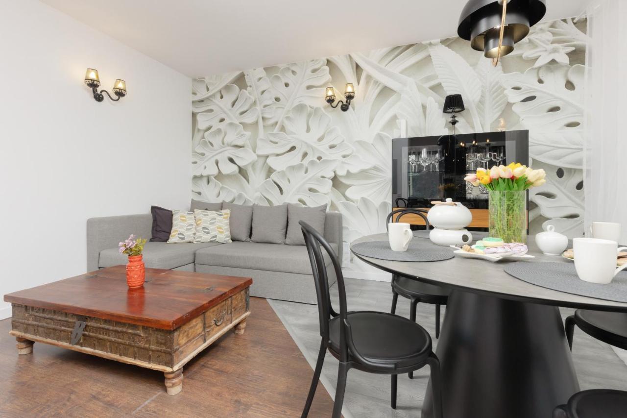 Blonia Wilanowskie By Renters Apartament Warszawa
