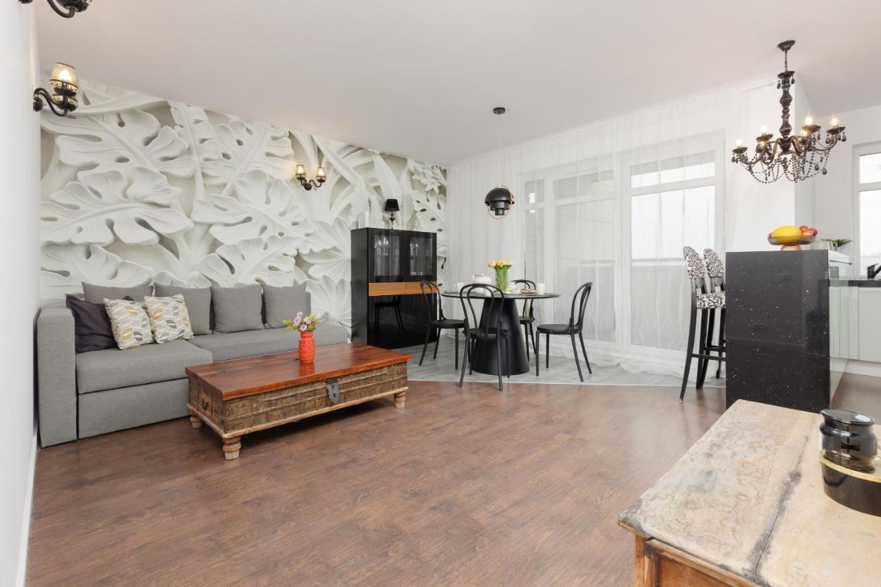 Blonia Wilanowskie By Renters Apartament