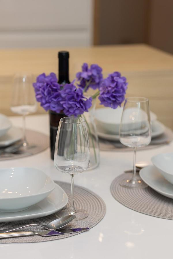 Spacious Premium Wola By Renters Prestige
