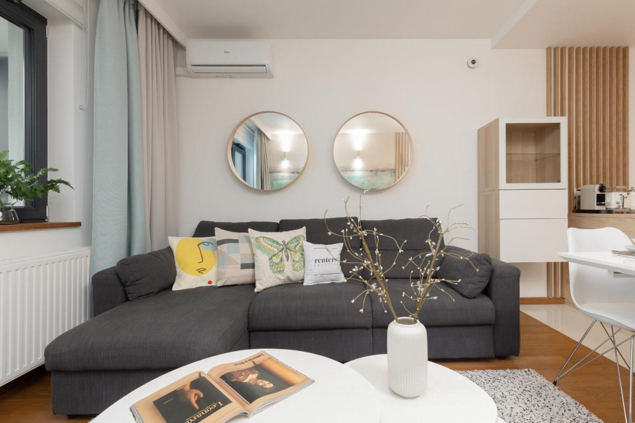 Spacious Premium Wola By Renters Prestige
