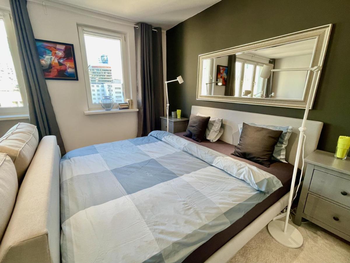 4 Metro Wifi 70'tv Netflix Appletv Apartament *