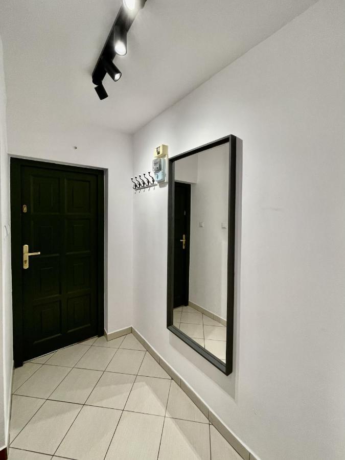 Apartament 4 Metro Wifi 70'tv Netflix Appletv