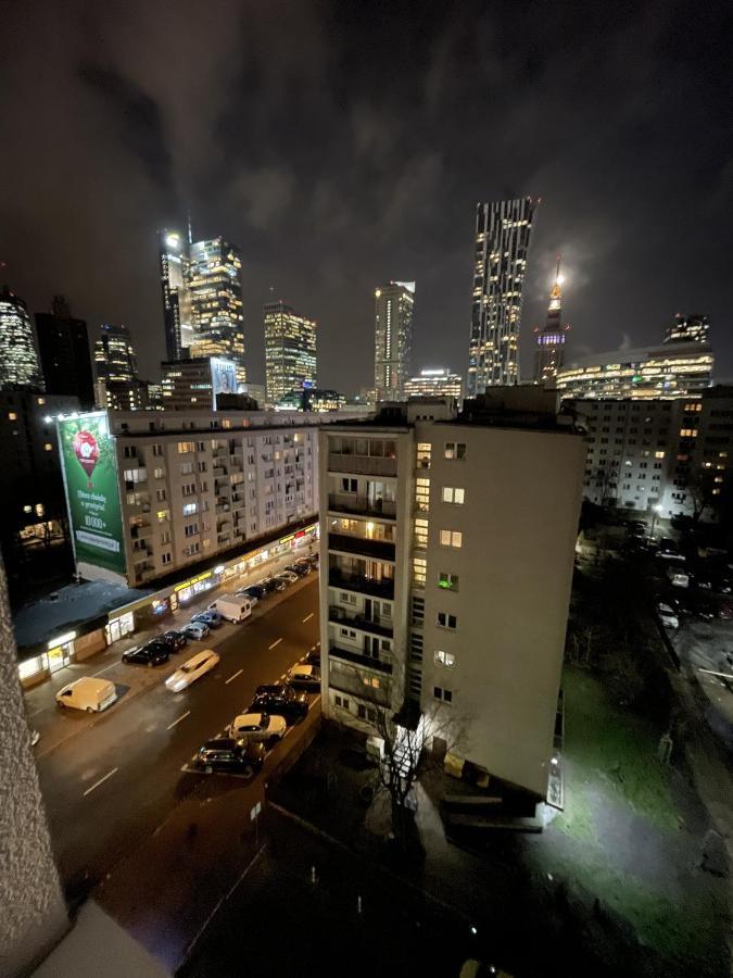 Apartment 4 Metro Wifi 70'tv Netflix Appletv
