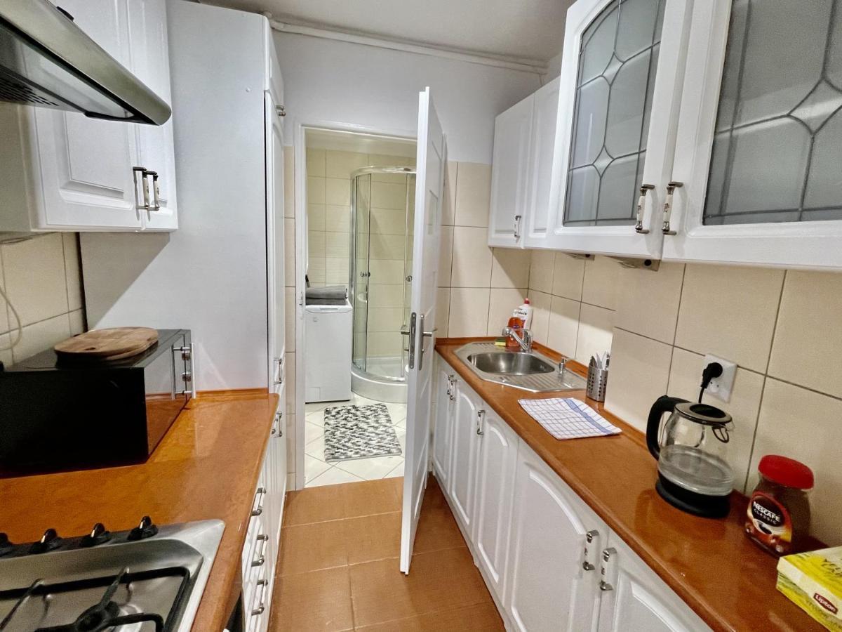4 Metro Wifi 70'tv Netflix Appletv Apartment