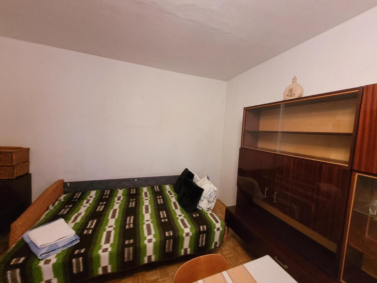 Apartment Lukowska Dnf *
