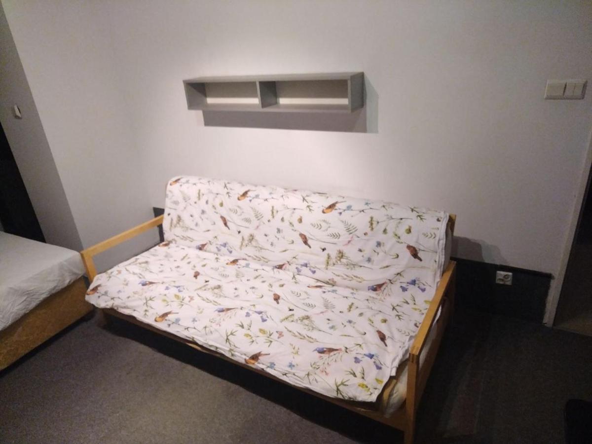 Wola Pokoje Goscinne Dnf Done Invoice Guest house Warsaw