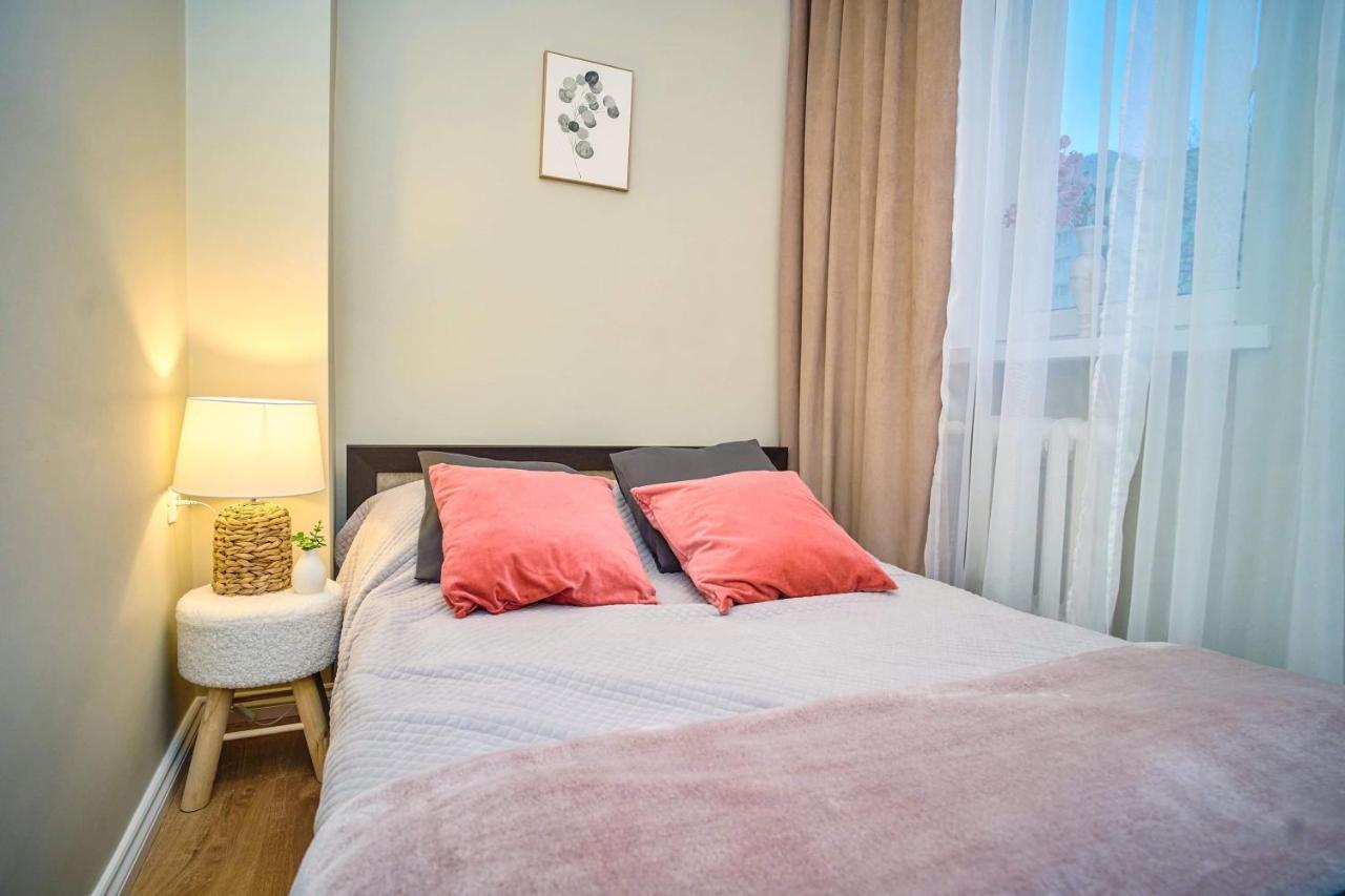 Metro Trocka Apartamento Varsóvia