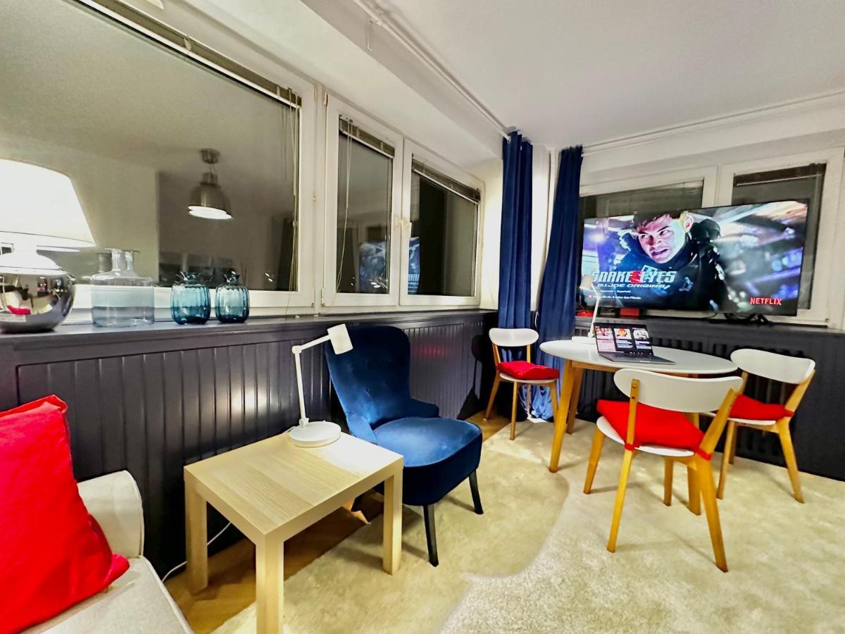 Apartamento Sawa 5 Metro Wifi 70'tv Netflix Hbo Disney+ Appletv+ Varsóvia
