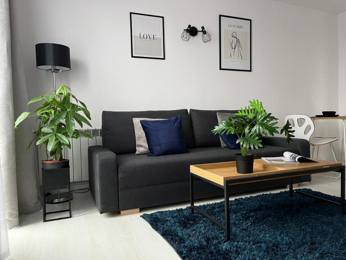 Inside Solec With Private Parking