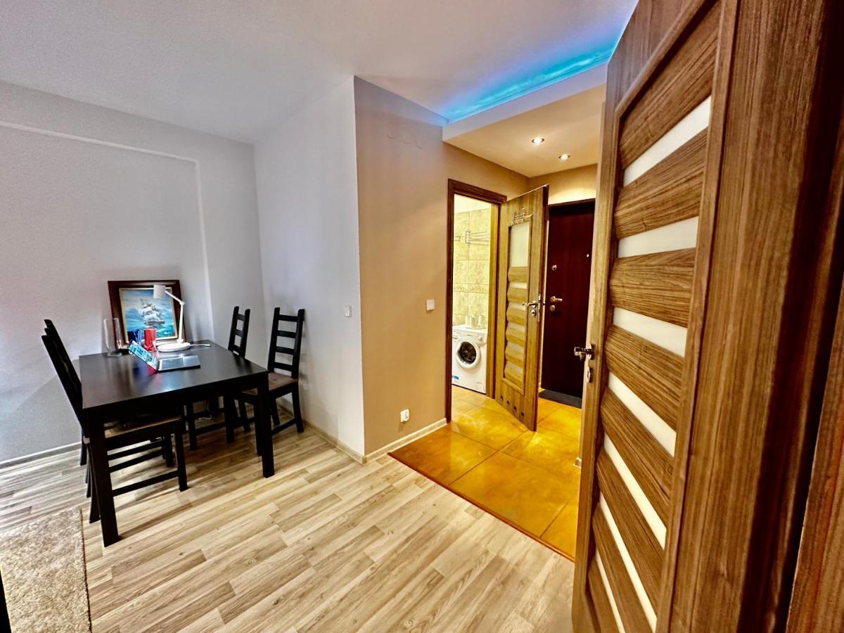 Apartment Decor 3 Metro Fast Wifi 1gbs 80'tv Hbo Appletv