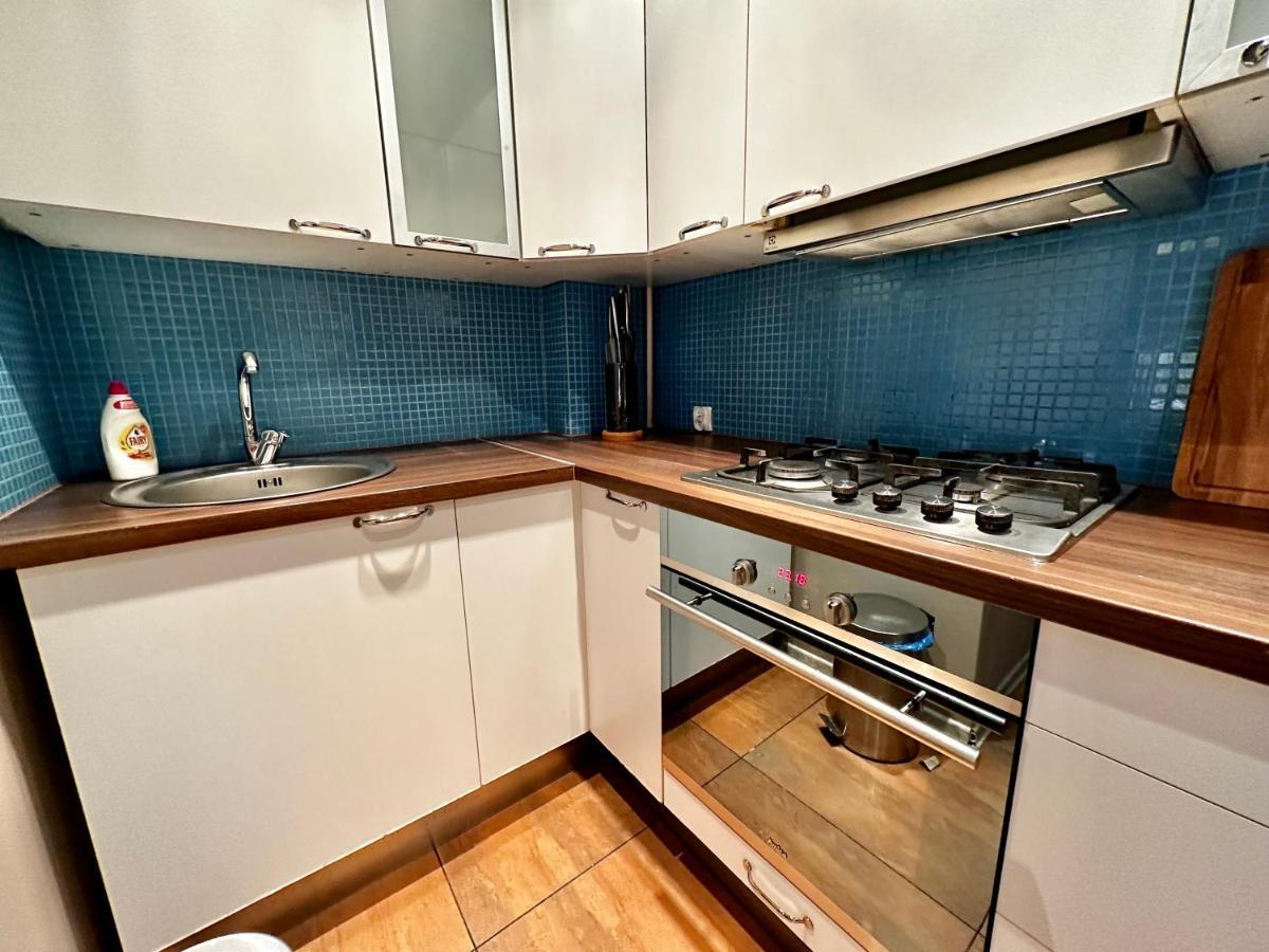 Decor 3 Metro Fast Wifi 1gbs 80'tv Hbo Appletv Apartment *