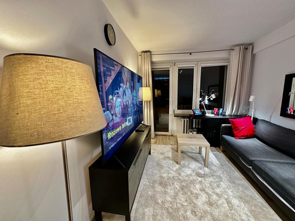 Decor 3 Metro Fast Wifi 1gbs 80'tv Hbo Appletv Apartment *