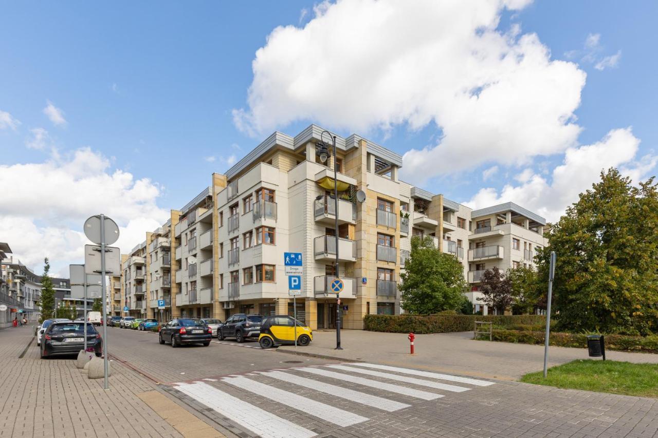 Apartament Blonia Wilanowskie By Renters Warszawa