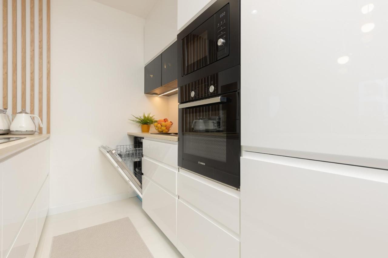 Spacious Premium Wola By Renters Prestige Apartamento