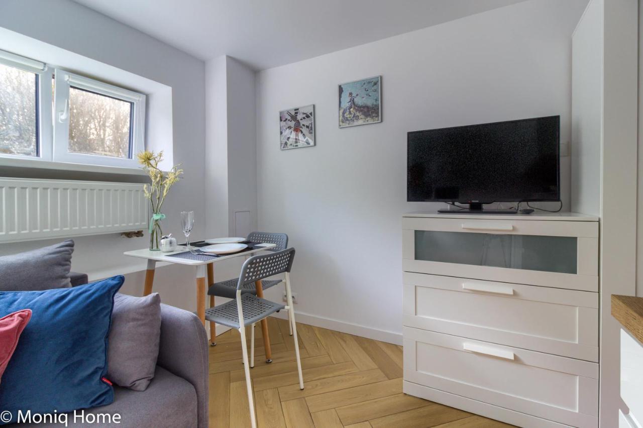 M&r Apartament Smart&bright Batorego 16, Netflix, Free Wifi, Metro I Park Pole Mokotowskie, Stodola, Self Check-in, 5 Minut Od Centrum