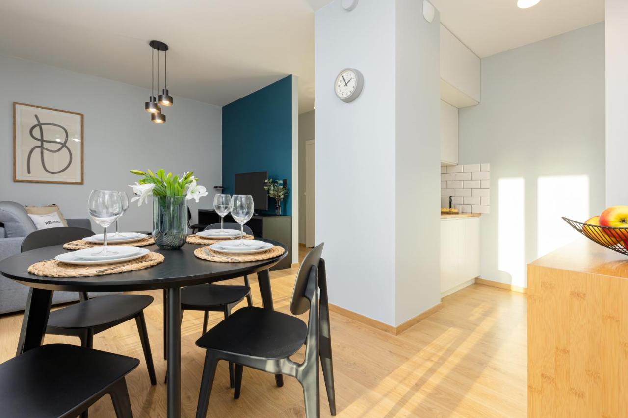 Apartment Artistic Zoliborz By Renters *