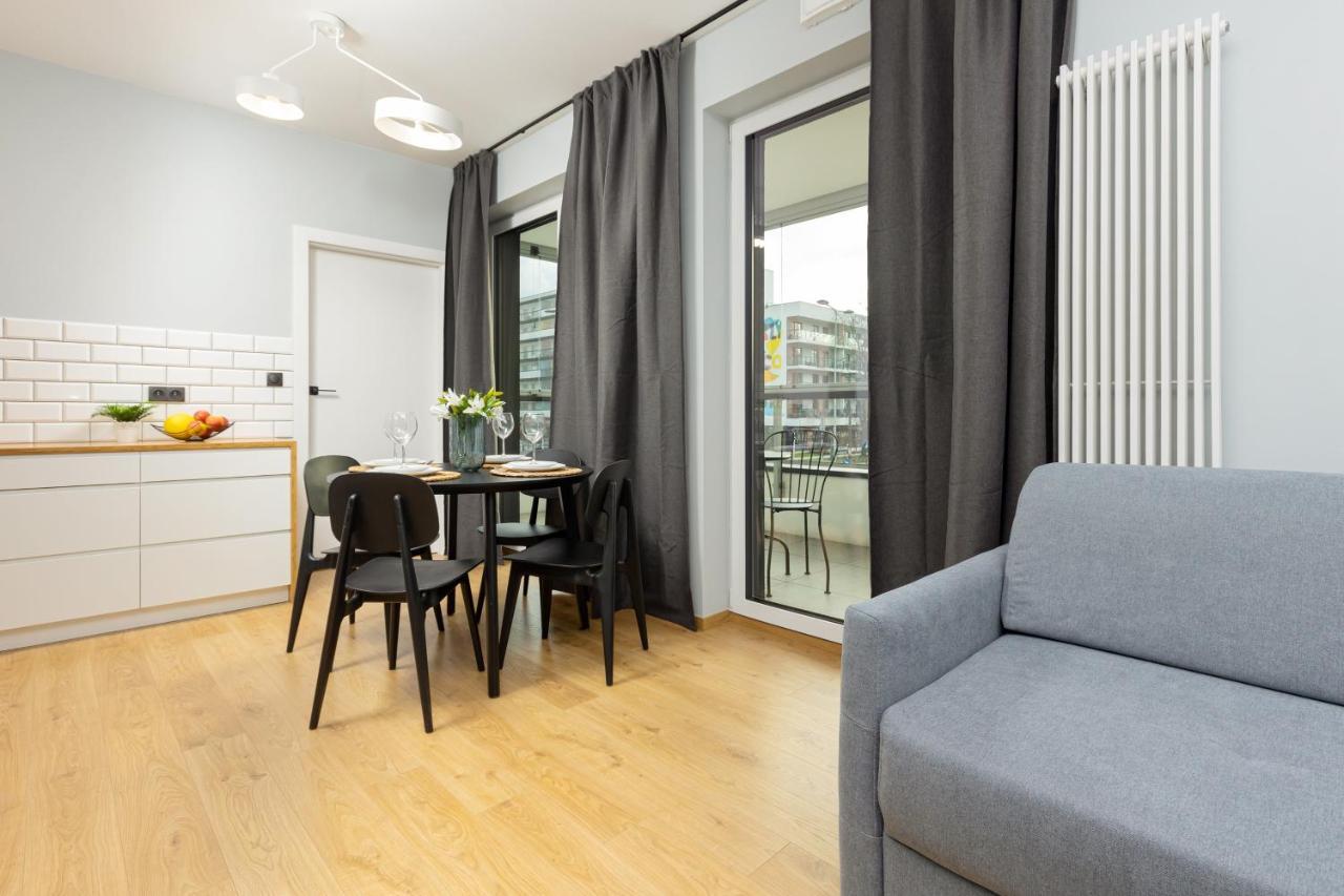Artistic żoliborz By Renters Warszawa