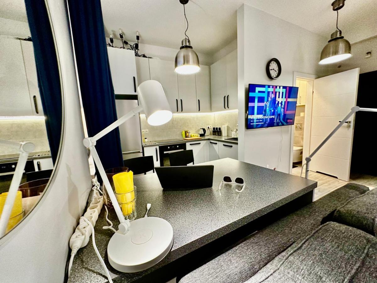 Apartamento Super Forum 2 Metro Fast Wifi Netflix, Hbo, Appletv *