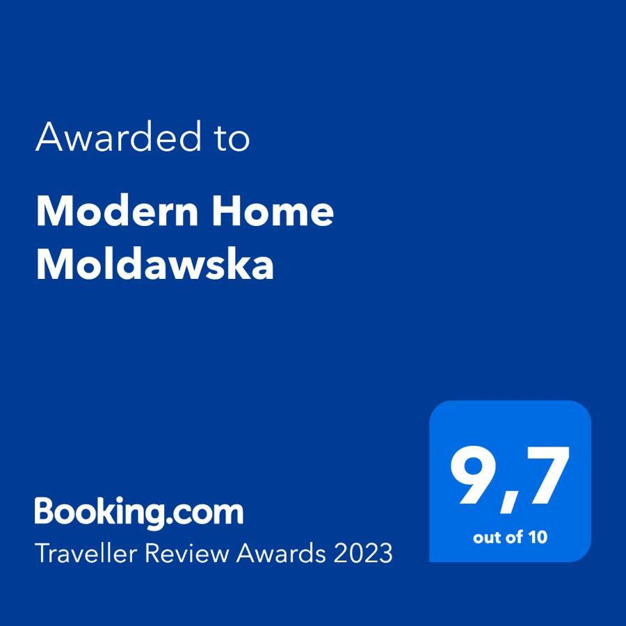 Modern Moldawska * Warsaw