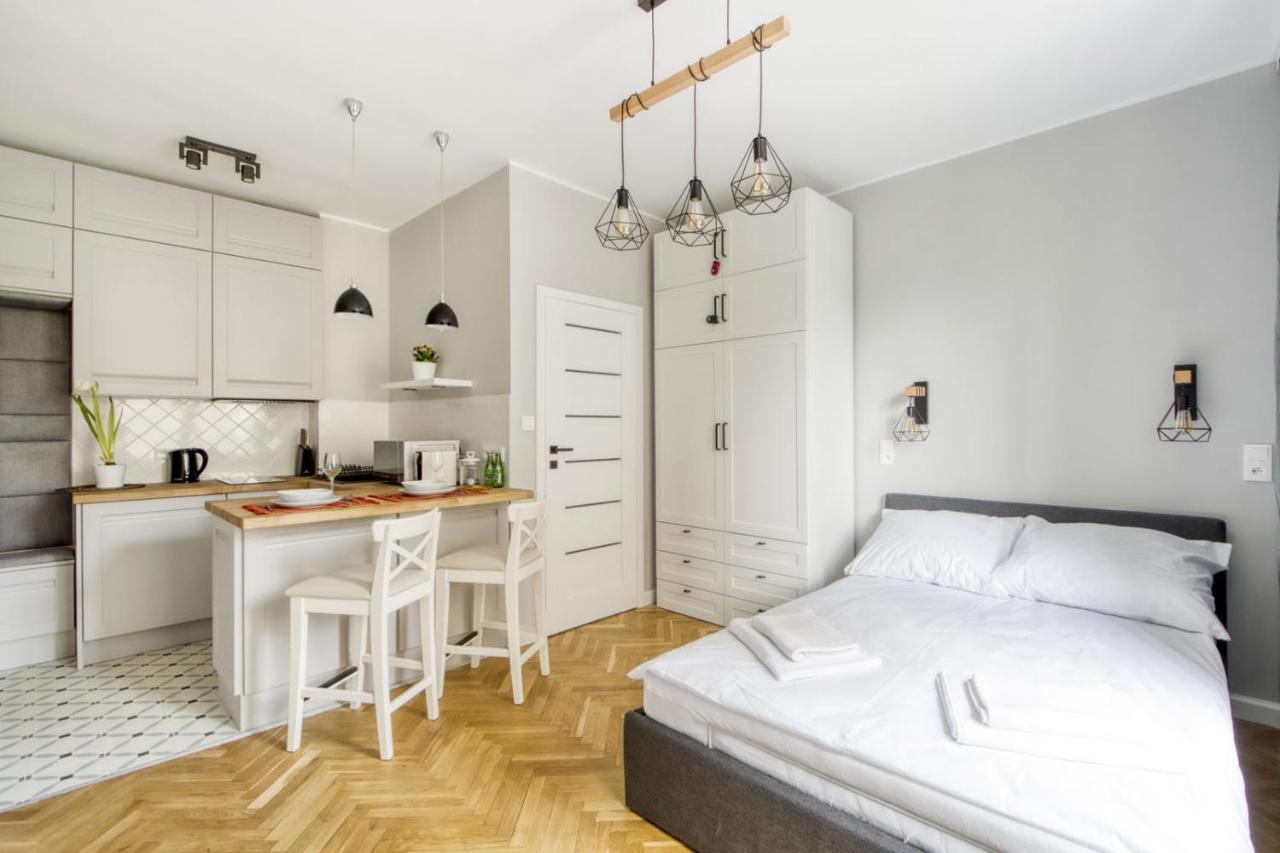 Apartment King Apart Dickensa Warsaw