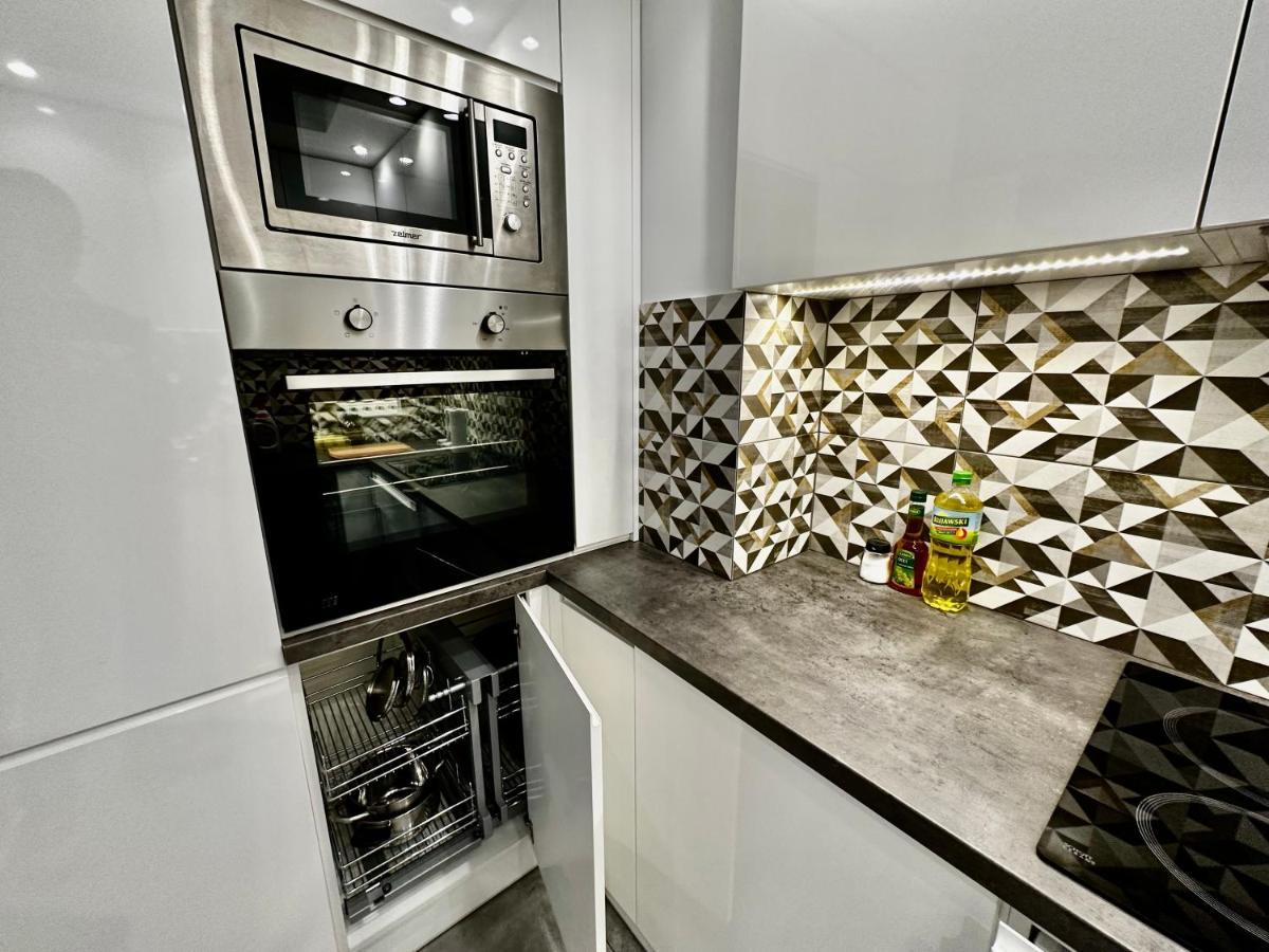 5 Air Condition Wifi 75'tv Netflix Hbo Appletv Apartament