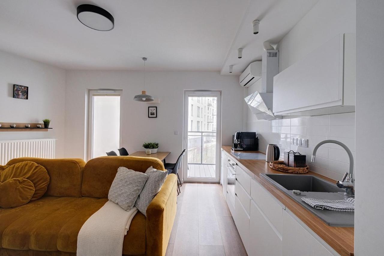Targowa 10 Modern 2br Apt Apartment Warsaw