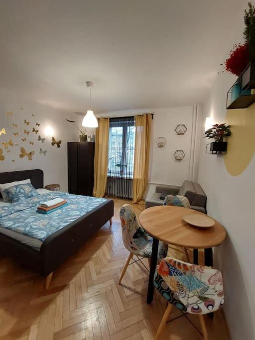 Apartamento Urocze Mieszkanie Na Zielonym Zoliborzu