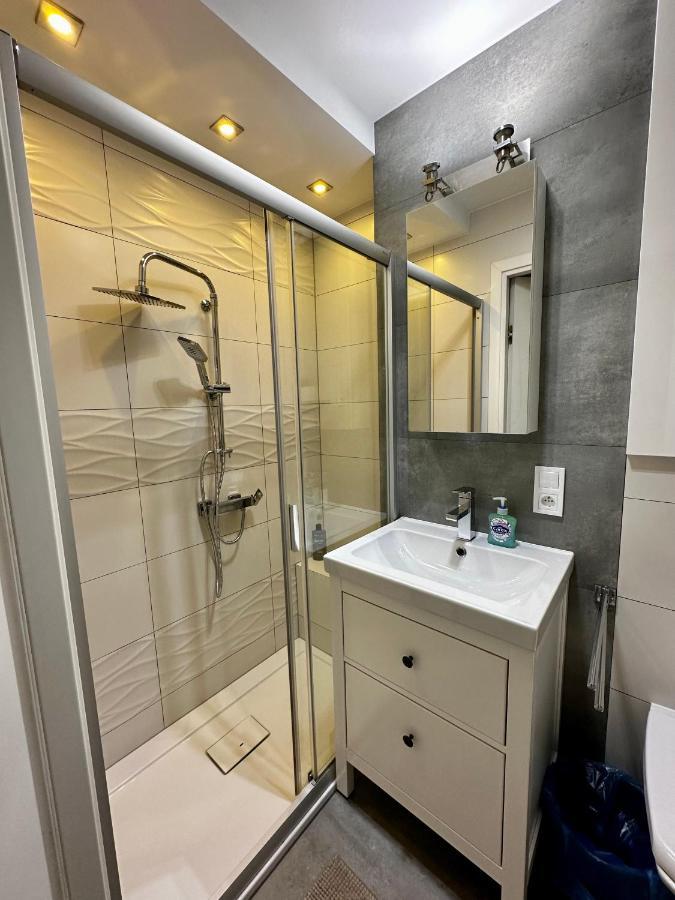 Apartament 5 Air Condition Wifi 75'tv Netflix Hbo Appletv Warszawa