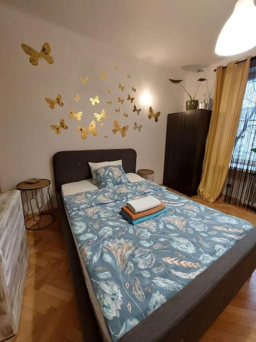 Urocze Mieszkanie Na Zielonym Zoliborzu