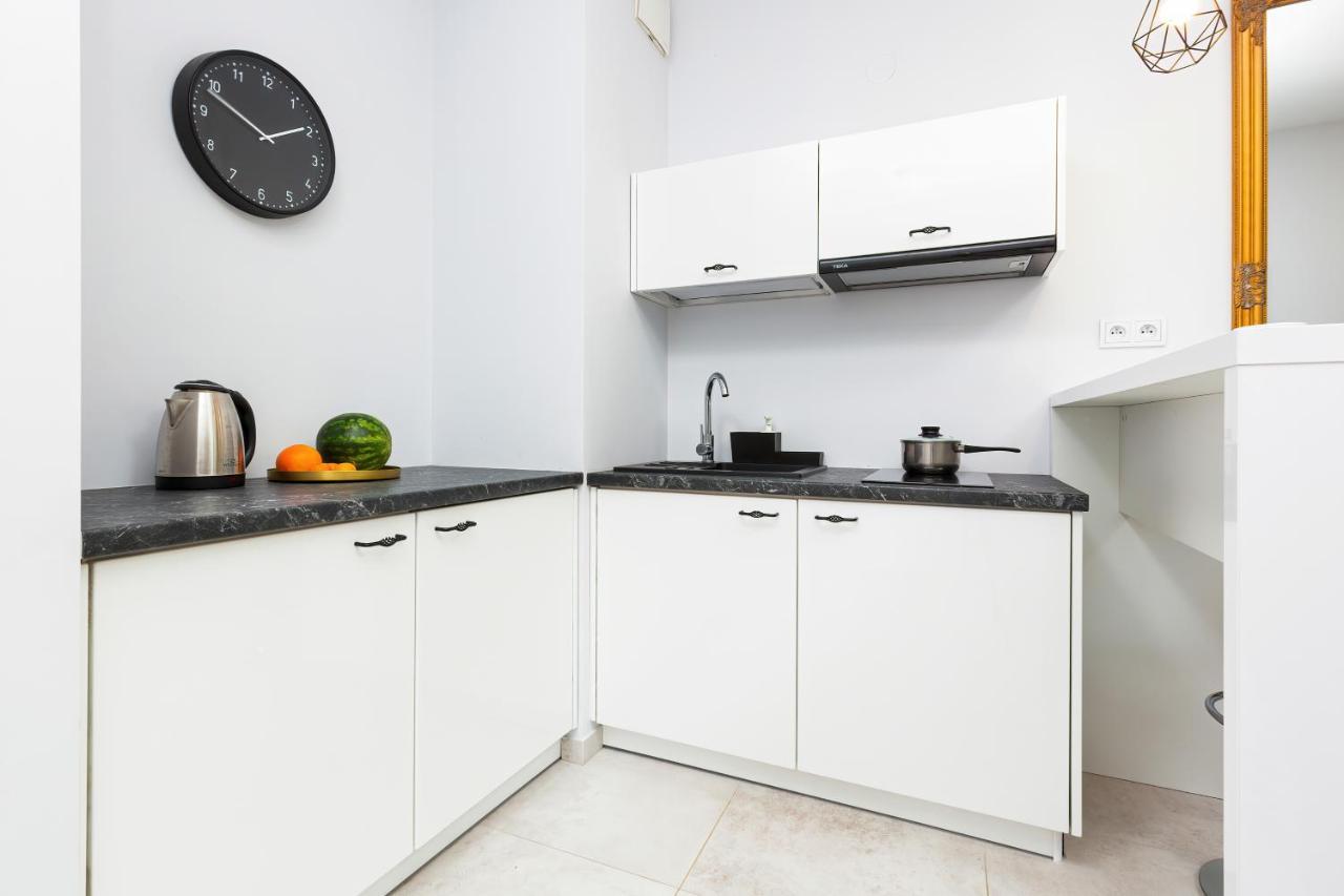 Business District By Renters * Warszawa