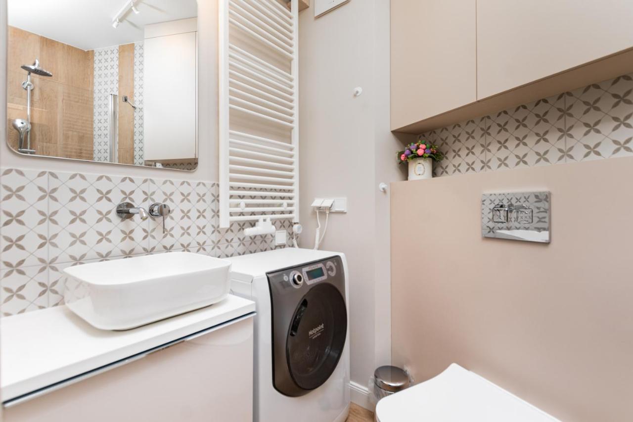 Solidarnosci By Your Freedom Apartment Warsaw