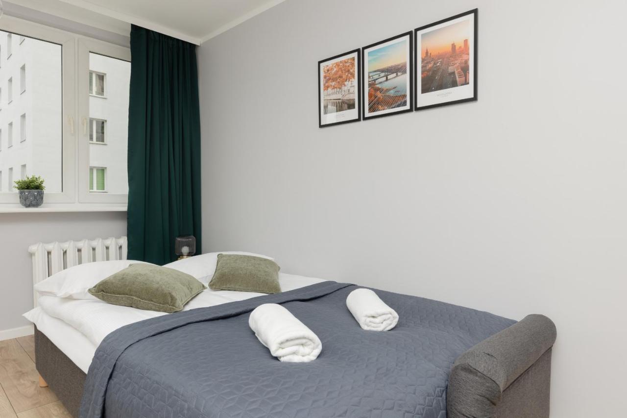 Apartment Center Metro Swietokrzyska By Renters