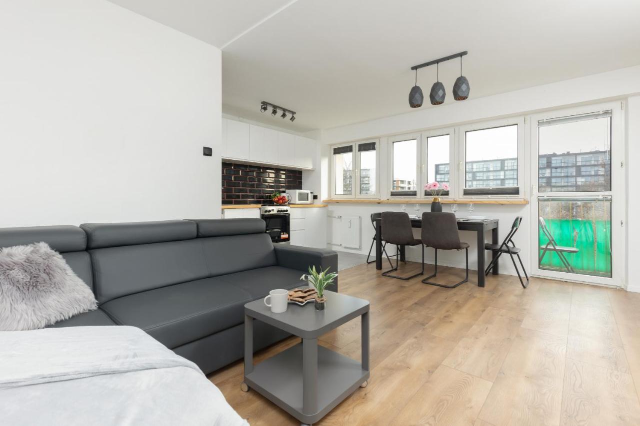 Ochota Spacious With Parking By Renters