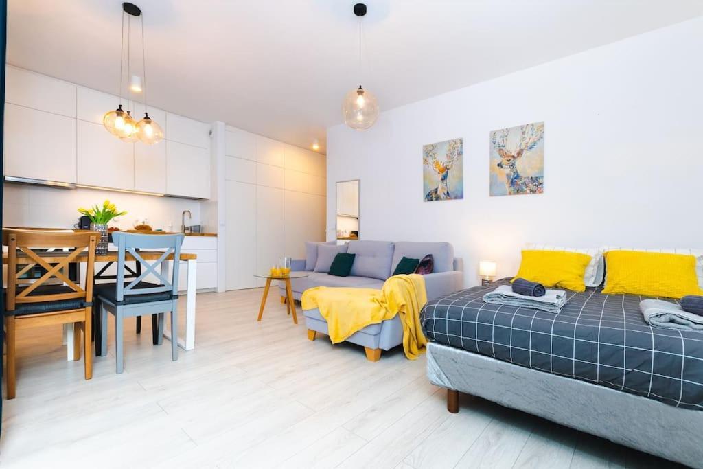 Apartment Sempre Warszawa-smart Tv-netflix-amazing Location Warsaw