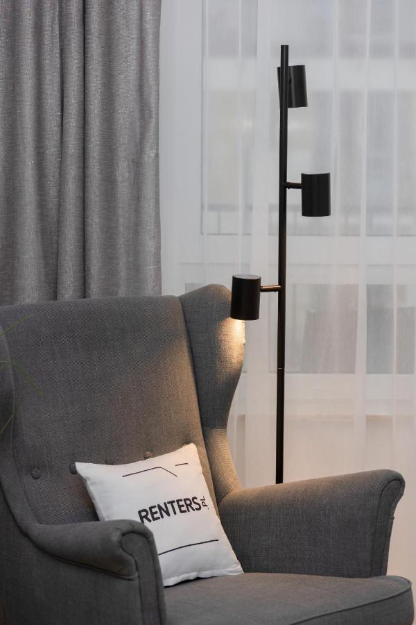 Two-bedroom Elegant With Parking Praga By Renters Warszawa