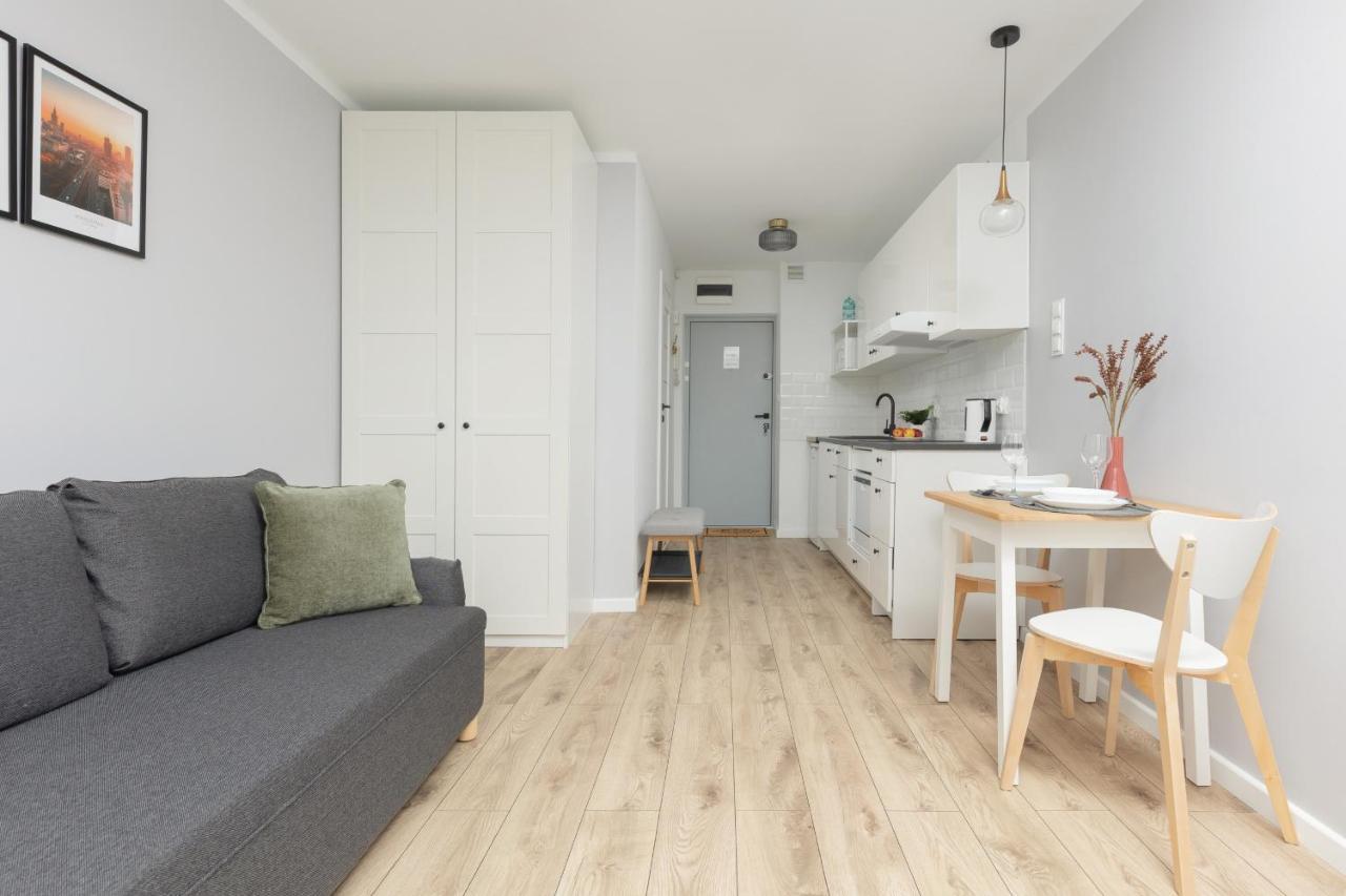 Apartment Center Metro Swietokrzyska By Renters Warsaw