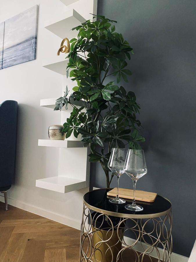 Apartment Wilenska 1 *