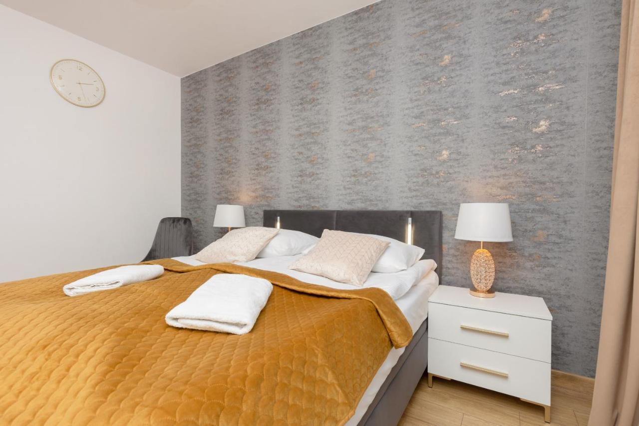 Praga Modern Lukowska By Renters Căn hộ