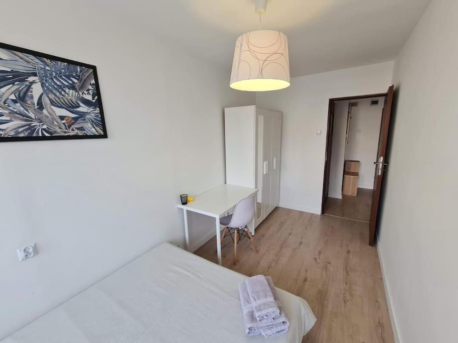 Wierzbno - Wygodny Apartament Przy Stacji Metra Căn hộ Warsaw