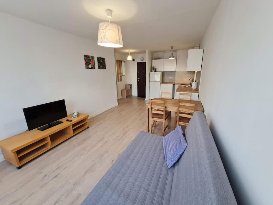 Wierzbno - Wygodny Apartament Przy Stacji Metra Warsaw