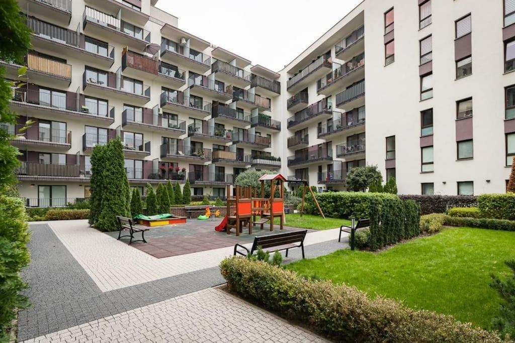Apartment Sempre Warszawa-smart Tv-netflix-amazing Location