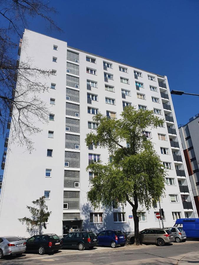 Wifi-good Localisation- Fundamentowa 49/51 M.69 Apartament Warszawa