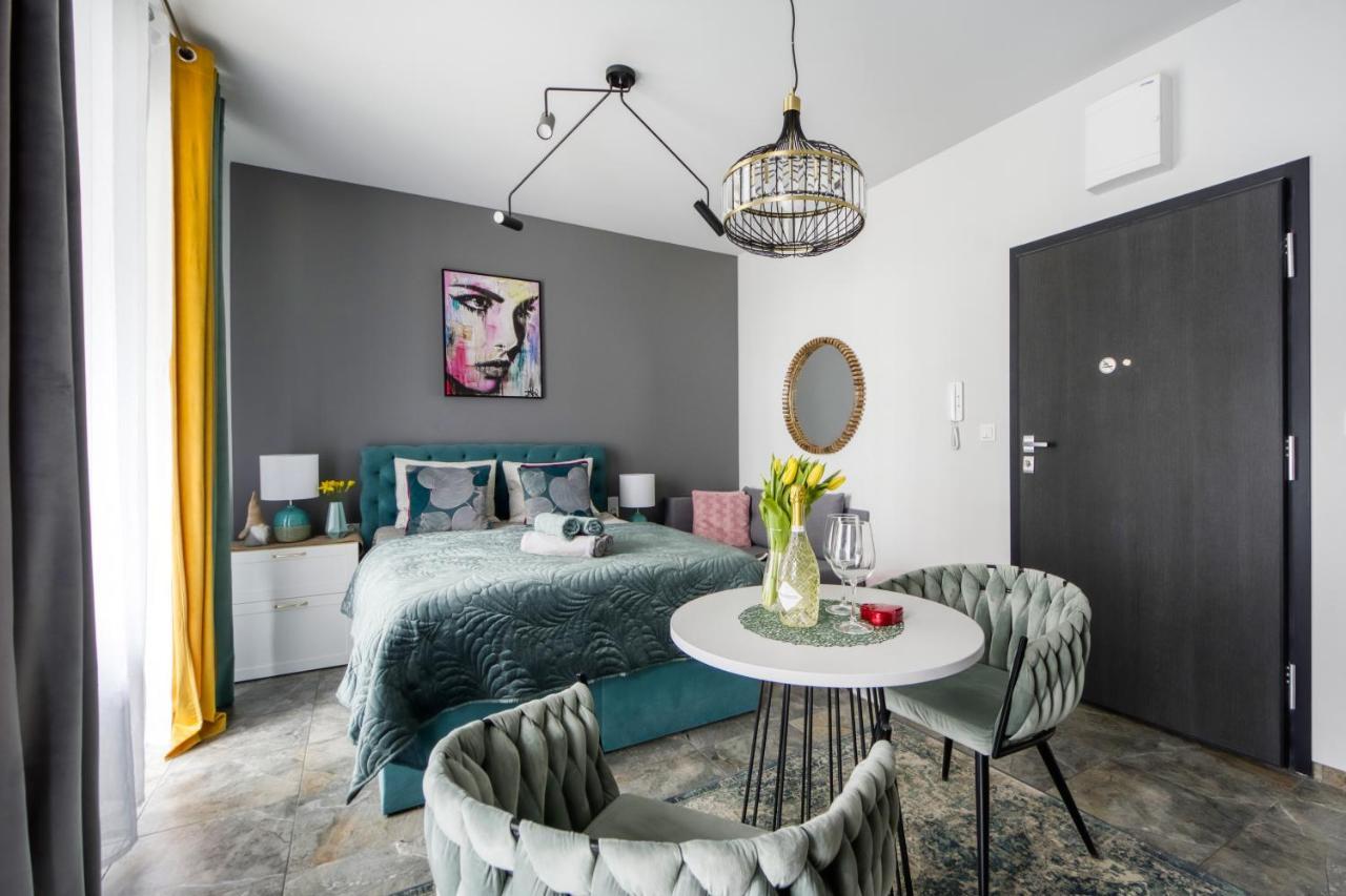 Metropark Krzemieniecka-lux Apartamento Varsóvia