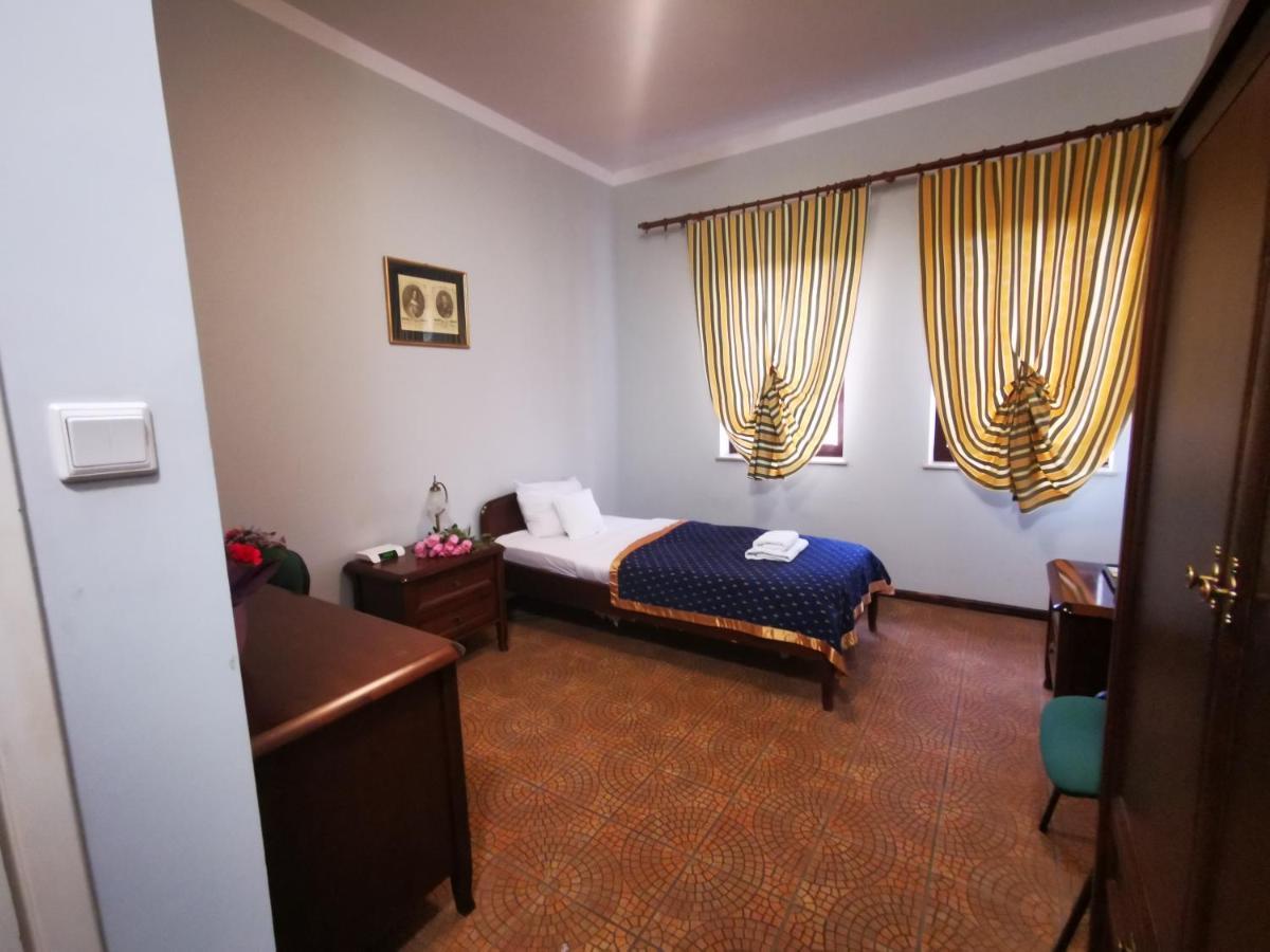 Fort Hotel 3* Warsaw