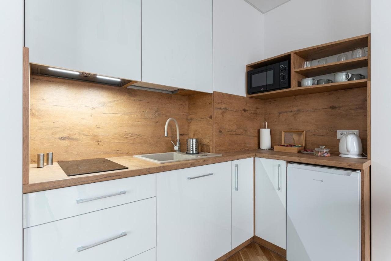 Wola Tower Apartamento