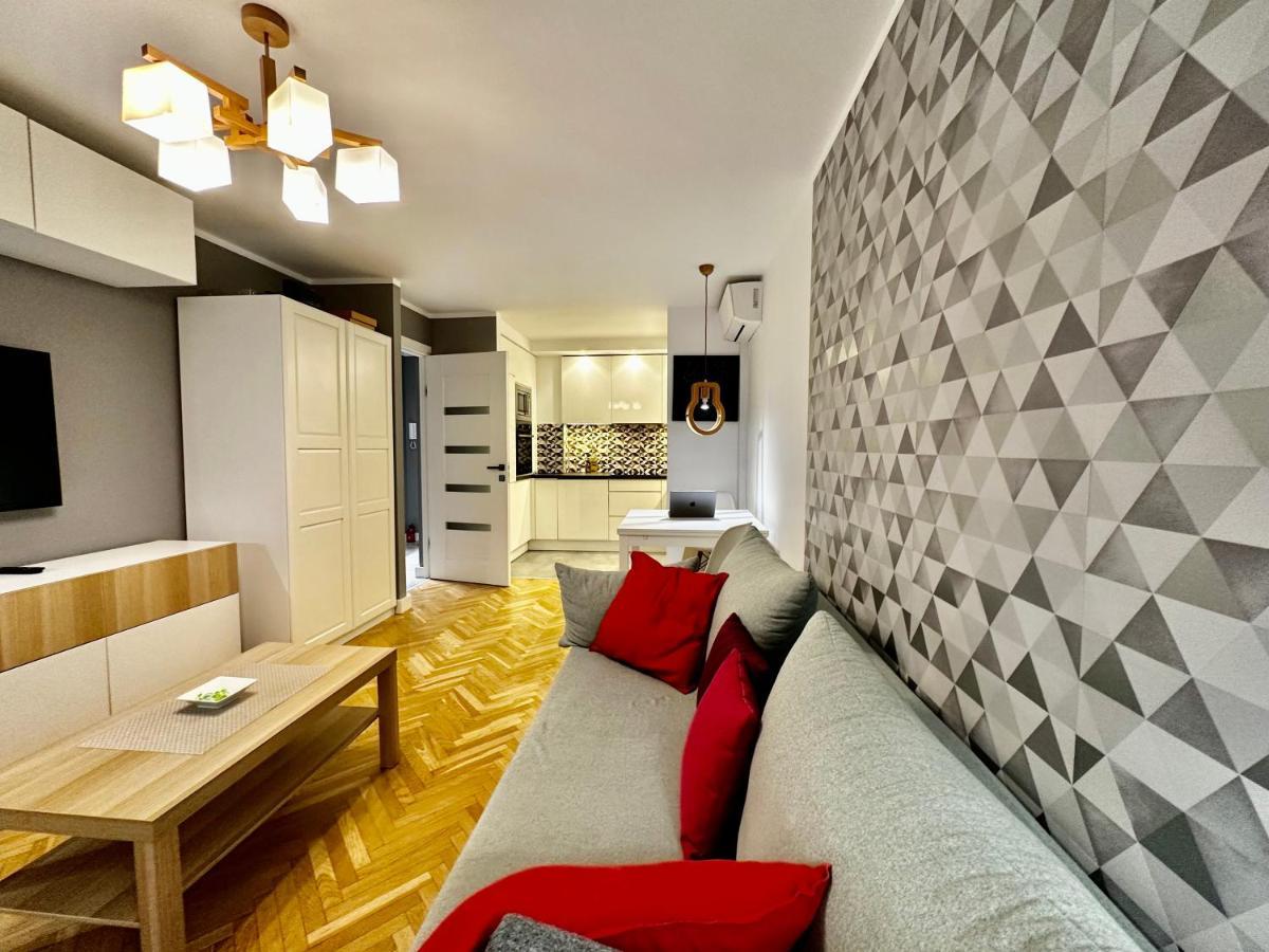 Apartament 5 Air Condition Wifi 75'tv Netflix Hbo Appletv Warszawa