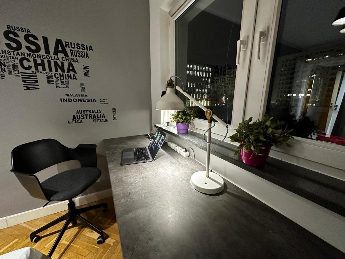 5 Air Condition Wifi 75'tv Netflix Hbo Appletv Warsaw